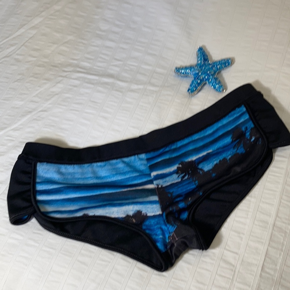 Aaron Chang vintage reversible swim boy short